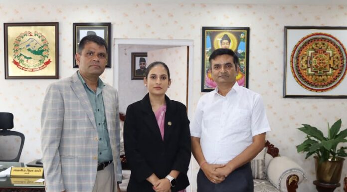 बाढी प्रभावितको पुनःस्थापना र सामाजिक संरक्षणमा मन्त्री बादीको चासो